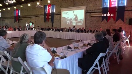 Le maire de la municipalité métropolitaine d'Izmir, Tunç Soyer, a parlé de l'urbanisme lors de la réunion de l'İEKKK