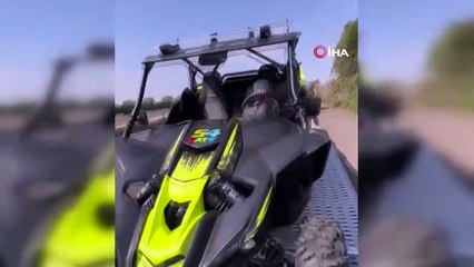 Yaşıtları oyuncakla oynarken Kenan Sofuoğlu'nun oğlu Zayn yine ağızları açık bıraktı! 20 metre tıra araç yükledi