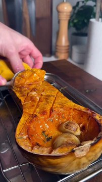 BUTTERNUT FAÇON PURÉE ROBUCHON #courge #puree #robuchon #beurre #butter #gourmand #mashed #courge #butternut #saison #autonme #cuisine #recette #recipe #recipes #easyrecipe