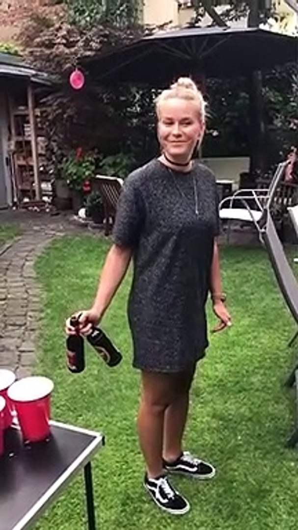 Abriendo cerveza, Visto Telegram, Humor la cafetera,