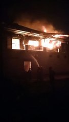 Video: इंदौर के फैक्ट्री में लगी भीषण आग