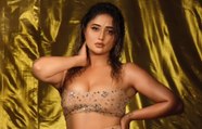 Rashami Desai ने करवाया Hot Photoshoot, हुआ Viral