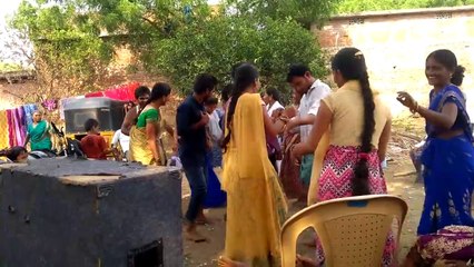 BEAUTIFUL VILLAGE GIRLS GUDIPANDUGA DANCE BHIMLATHANDA
