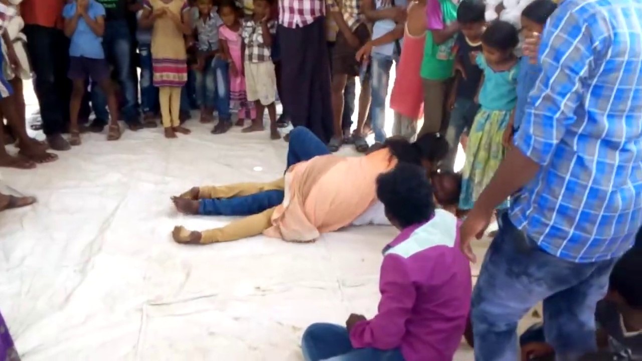 Young Girls romantic dance performance Mallaram 2