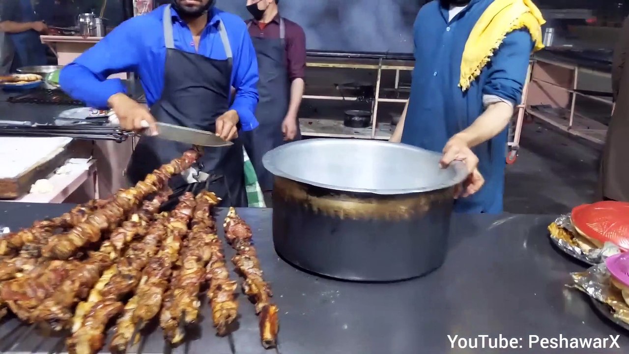 Peshawari Dum Pukht - Zaiqa Restaurant, Ring Road Street Food Peshawar - Mutton BBQ - Peshawari Rosh