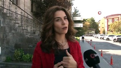 Uzmanından ailelere uyarı: 'Çocuğunuz gözünü kısarak bakıyorsa bir göz hekimine gösterin'