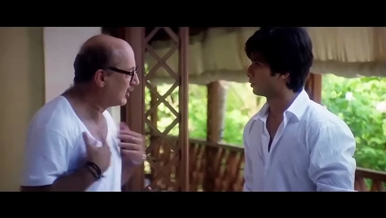 कल शाम पाँच बजे आप सब लोगो का पैसे एक साथ चुकता करने वाला हूँ - Shahid Kapoor - Rajpal -Paresh Rawal