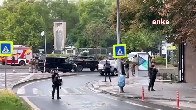 İçişleri Bakanlığı Emniyet Genel Müdürlüğü'ne Bombalı Saldırı