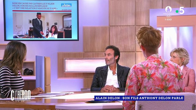 Anthony Delon répond aux accusations d'Hiromi Rollin lors de son passage dans l'émission C l'Hebdo sur France 5.
