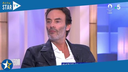 Cachés dans un placard de sa salle de bain…  cette nouvelle accusation d’Anthony Delon au sujet d