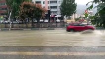Les routes transformées en lacs après les averses à Tunceli, les citoyens réagissent