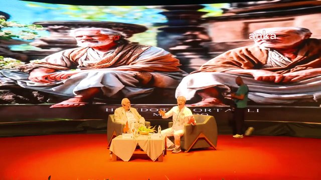 Le Festival international de littérature homérique⧸art a marqué le deuxième jour avec l'entretien avec İlber Ortaylı et Metin Uca