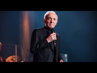 VIDEO: Charles Aznavour et sa maison dans les Alpilles : un magnifique domaine où il produisait un p
