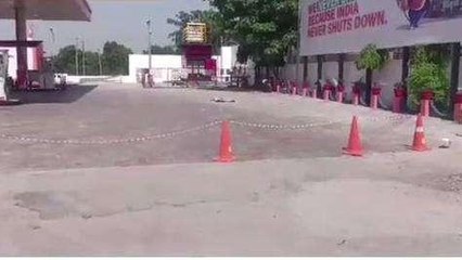 सिरोही: आबूरोड में पेट्रोल पंप पर ईंधन की बिक्री रही बंद, लोग परेशान