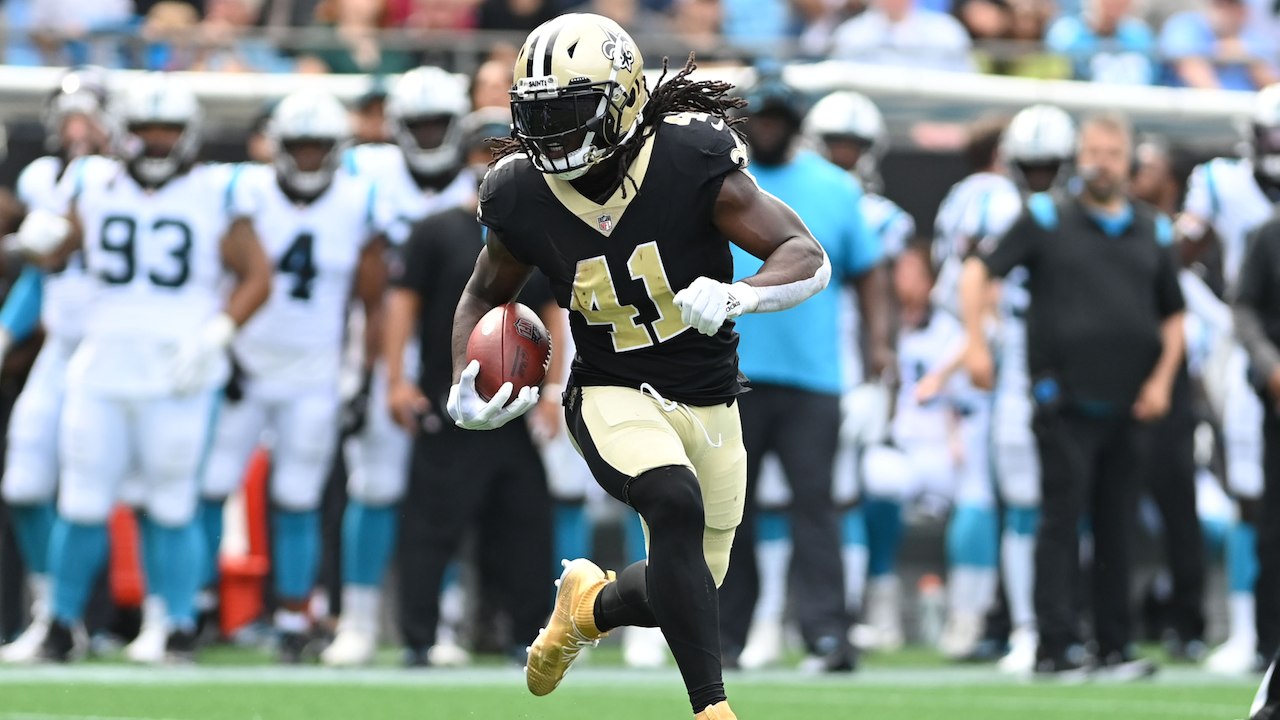 D'Andre Swift and Zach Moss: Top Running Back Picks on DFS