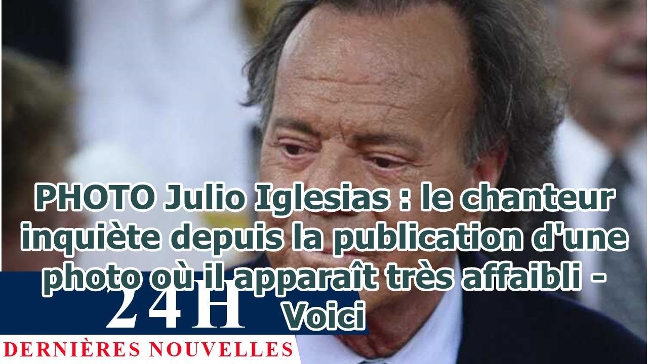 PHOTO Julio Iglesias : le chanteur inquiète depuis la publication d'une photo où il apparaît tr...