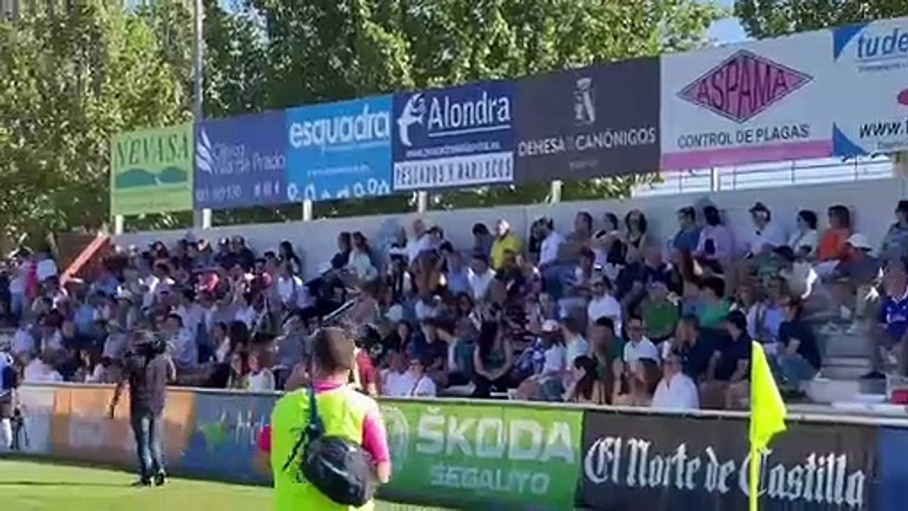 Ambiente festivo en Pepe Rojo durante el derbi