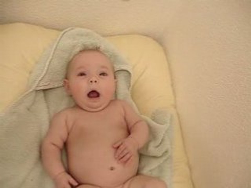 MOV05256