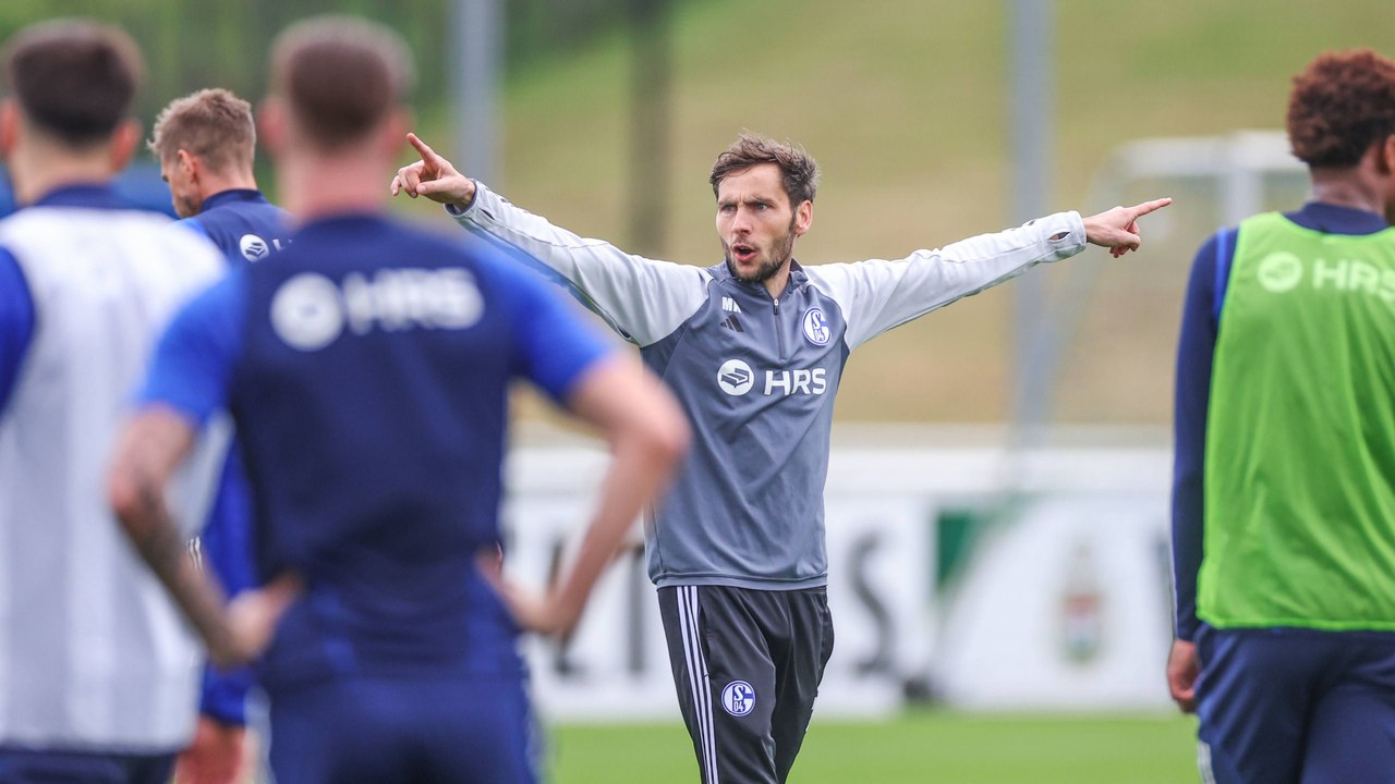 Kreutzer dementiert Risse im Team: 'Kann nicht von Grüppchen reden'