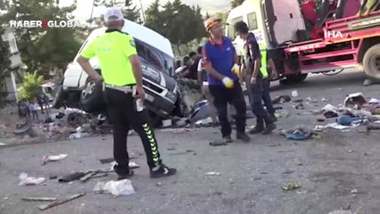 Gaziantep'te kamyon yoldaki araçlara çarptı! Çok sayıda ölü ve yaralı var