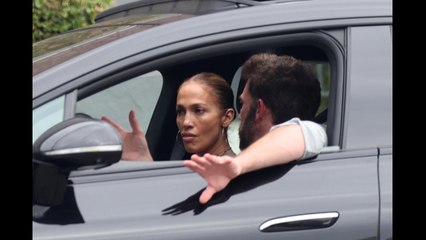 Jennifer Lopez, Ben Affleck appear to have heated discussion inside car after his intimate moment