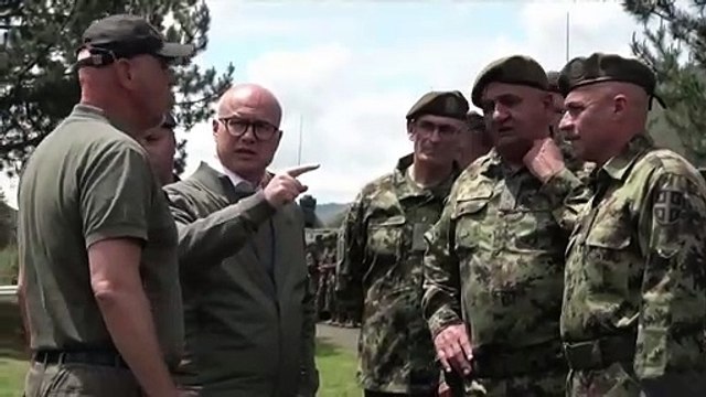 Le président du Kosovo, Osmani, a adressé un message clair à la Serbie, affirmant que « Poutine est derrière tout cela » : nous travaillons avec les forces de l'OTAN