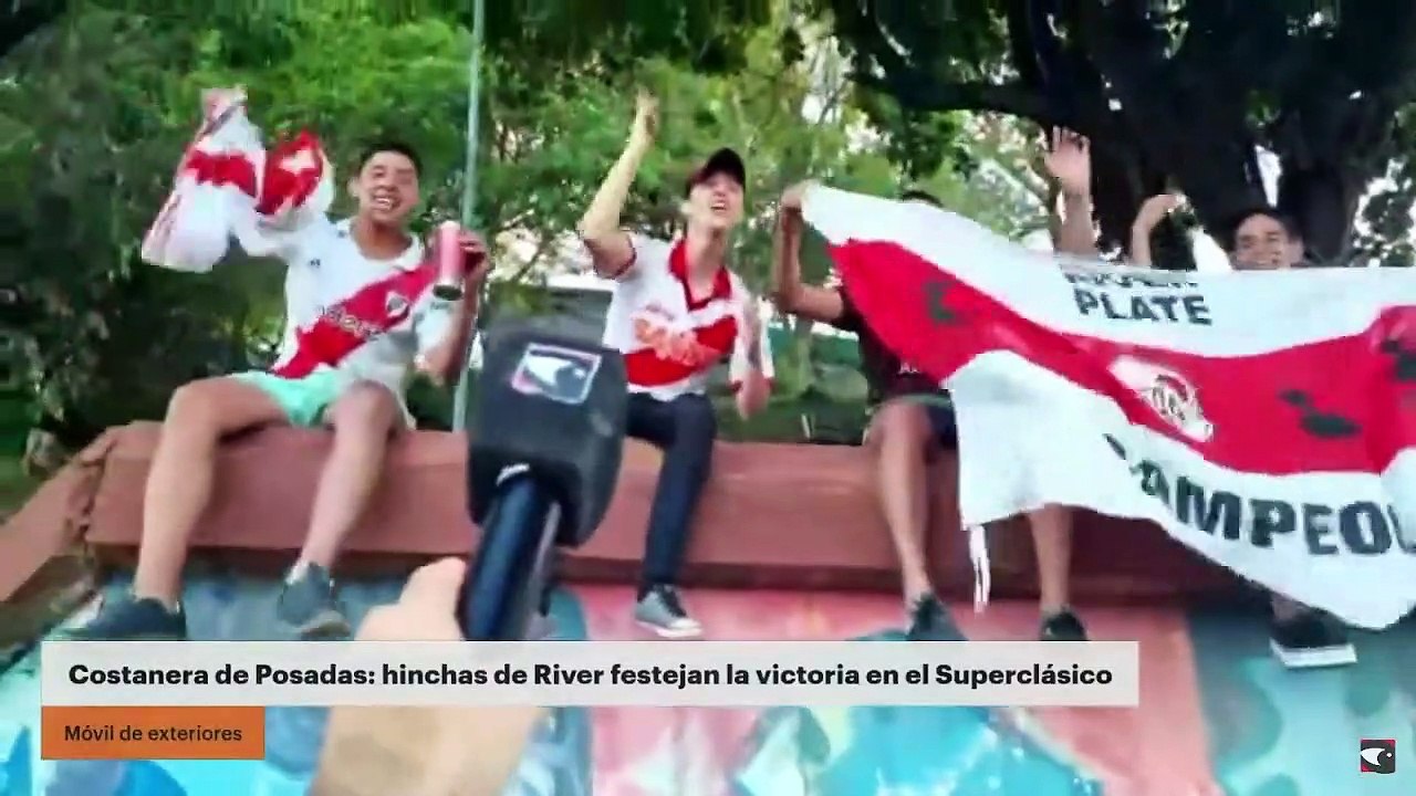 Costanera de posadas: hinchas de River festejan la victoria en el Superclásico