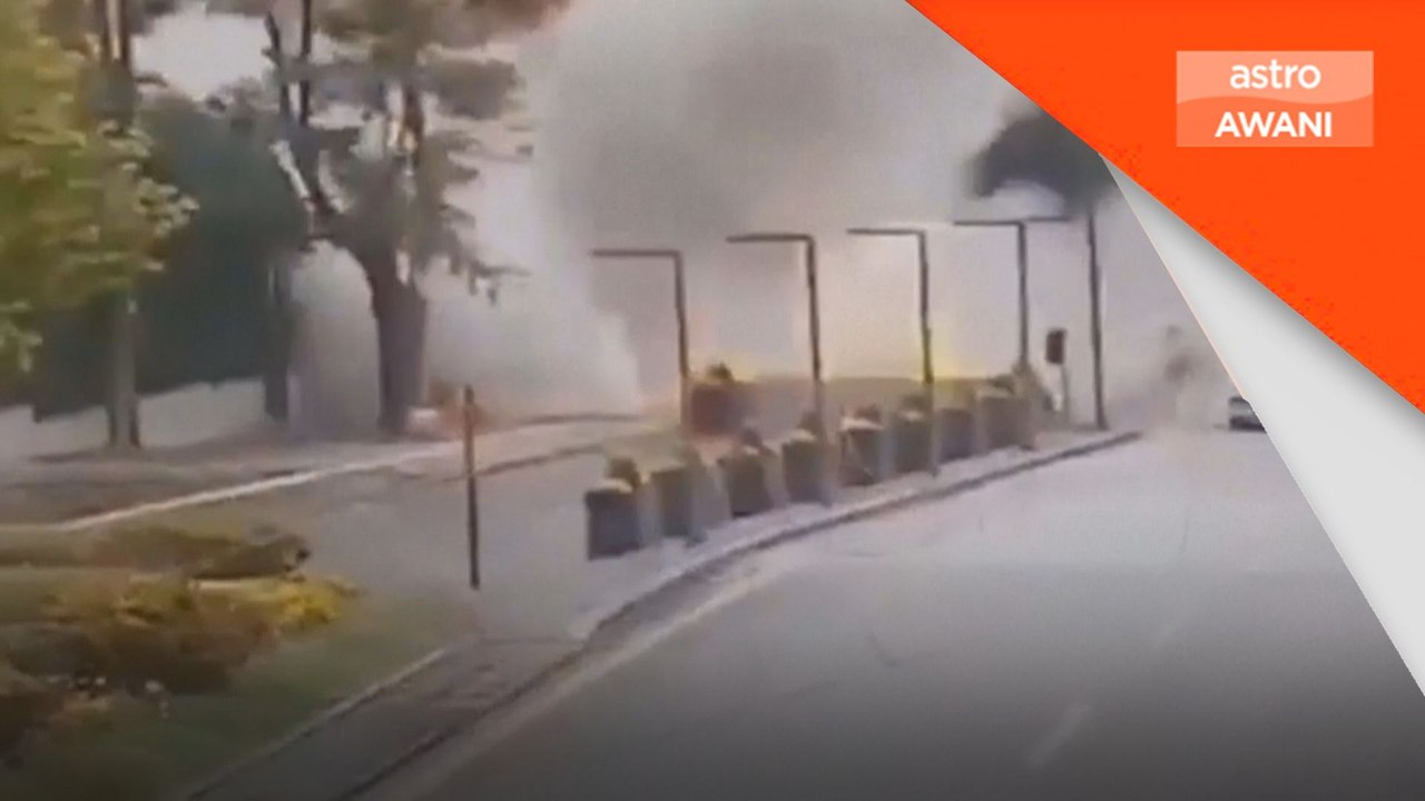 Dua penyerang berani mati letupkan diri di hadapan bangunan kerajaan
