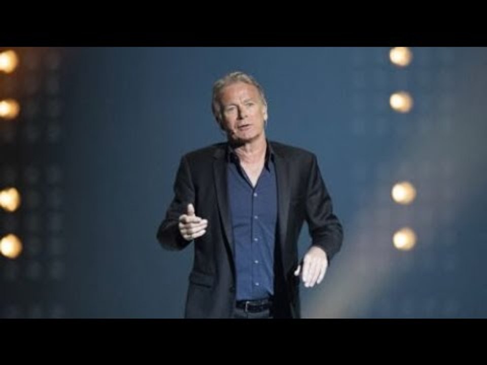 Franck Dubosc se prend une porte de placard dans le visage, Dany Brillant filme la...