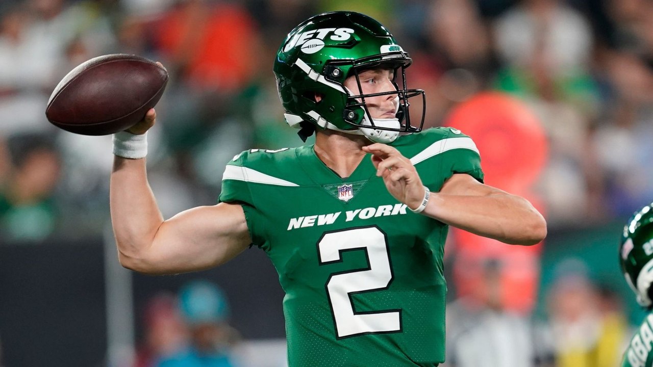 Chiefs Sneak By the Jets in Thrilling Sunday Night Game