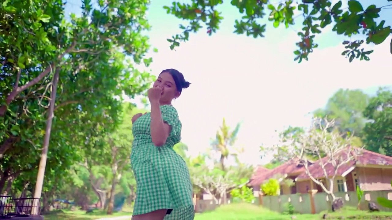 Purnama misses the DJ remix in green clothes, don't let it go