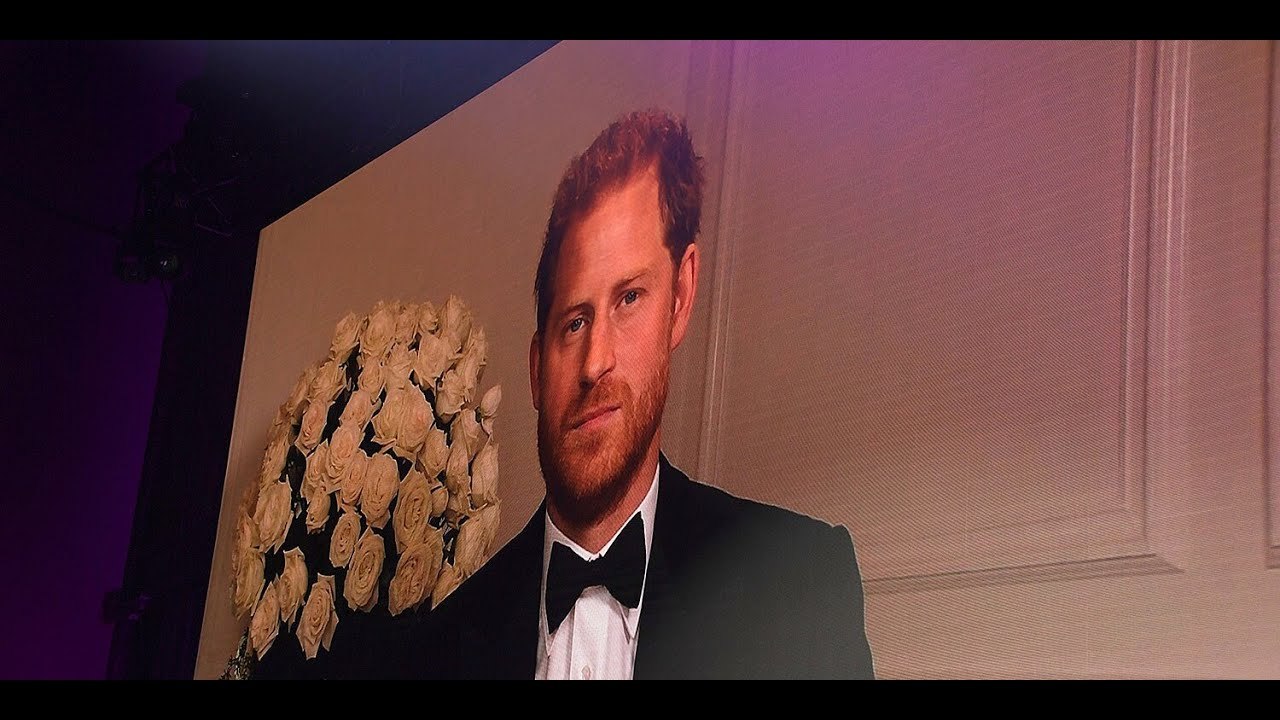Prince Harry Rocks Tuxedo to Honor COVID-19 Researchers at British GQ Men of the Year Awards