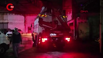 4 METREDEN TERASA DÜŞTÜ, İTFAİYE VİNÇ YARDIMIYLA KURTARDI