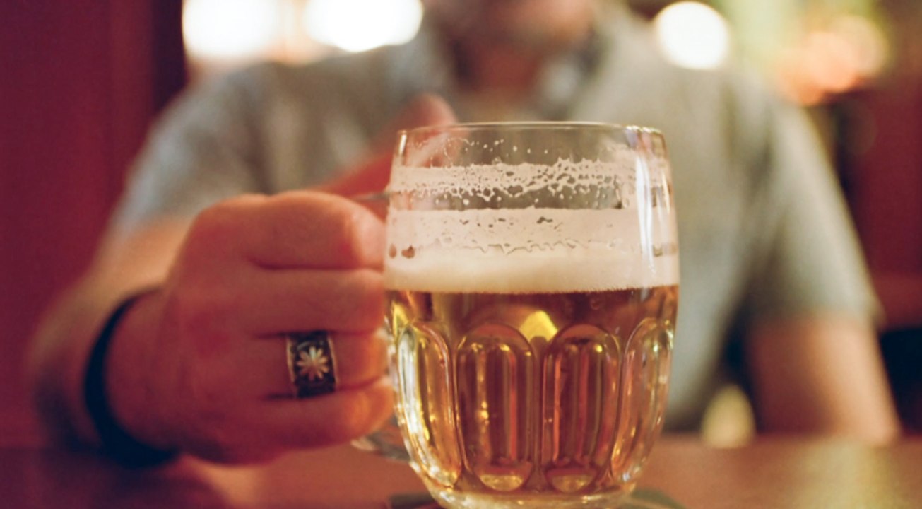 Auf oktoberfest-feier: mann stirbt nach streit