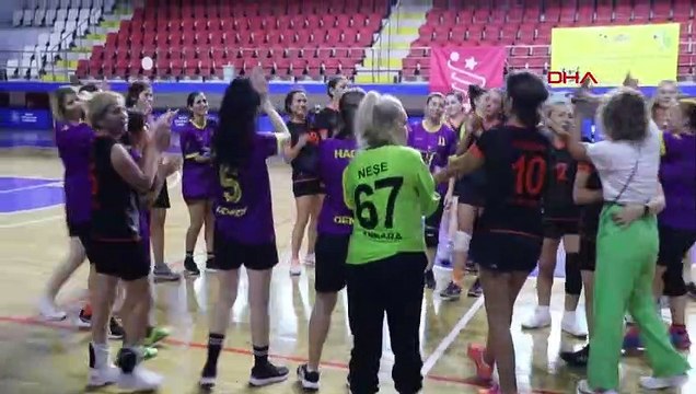 Le tournoi national de handball des vétérans SPORTS est terminé