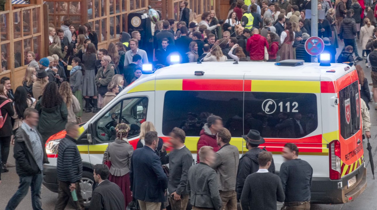 Nach Sturz: Oktoberfest-Besucher erhält schlimme Diagnose