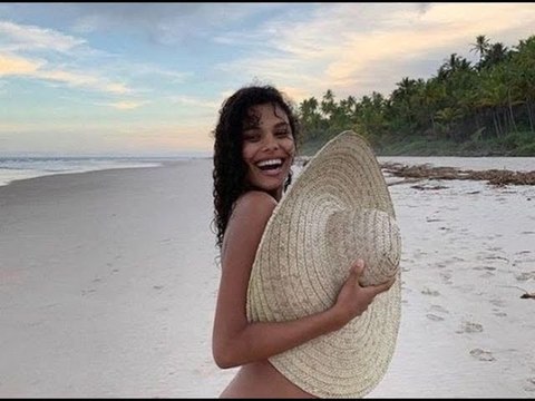 PHOTOS - Tina Kunakey montre ses fesses… Ses fans n’en reviennent pas !