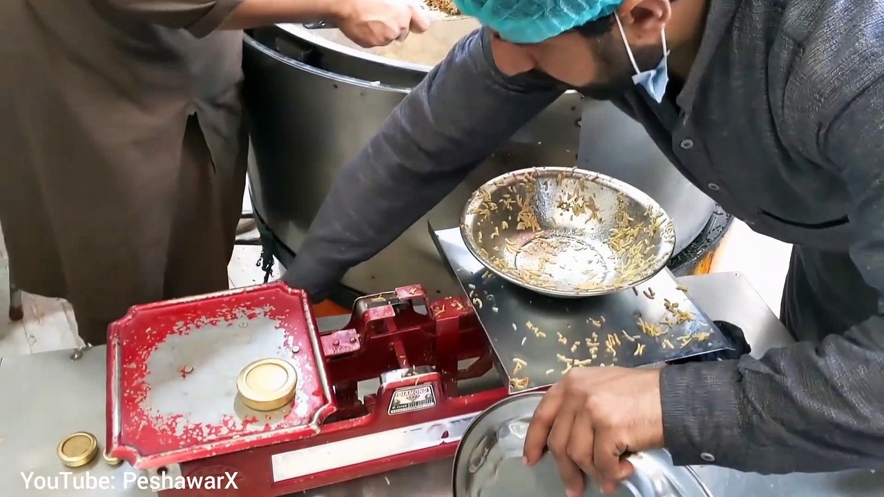 Malang Jan Bannu Beef Pulao - GT Road Tarnol, Pakistani Street Food Islamabad - Bannu Beef Pulao