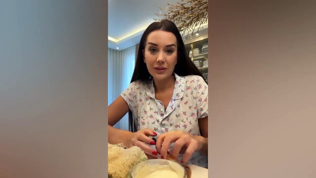 Kardeşinin gözaltındaki kelepçeli halini unutamadığını söyleyen Dilan Polat, gözyaşlarına boğuldu