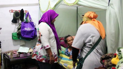 The act of giving to the needy | ACTION OF CARE FOR PEOPLE