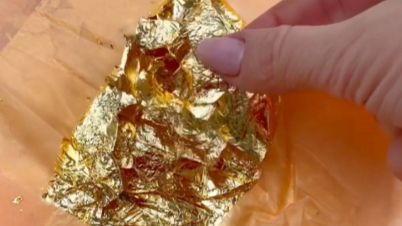 Artist uses resin to make beautiful arch trays textured with gold *Incredible Resin Art*