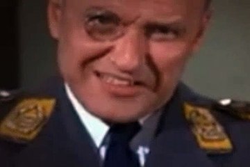 Hogan's Heros S03E14 Everyone Loves A Snowman