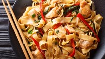 What Are Drunken Noodles? The Thai Dish That Newsflash: Doesn't Actually Include Any Booze
