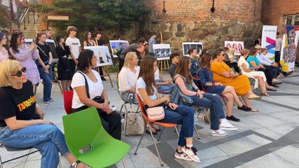 Tarnów - pokaz mody w szkole