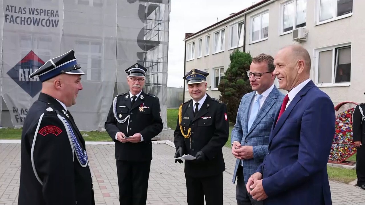 Przekazanie samochodu dla OSP Miączyn