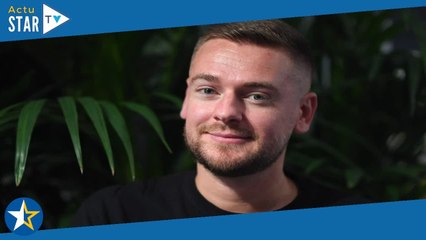 Jeremstar en sang  escorté par des policiers en pleine Fashion Week, ces images surprenantes