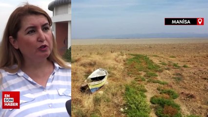 Marmara Gölü tamamen kurudu: Geriye tabelalar ve hurdaya dönmüş tekneler kaldı