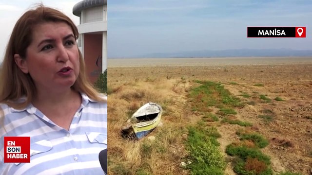Marmara Gölü tamamen kurudu: Geriye tabelalar ve hurdaya dönmüş tekneler kaldı