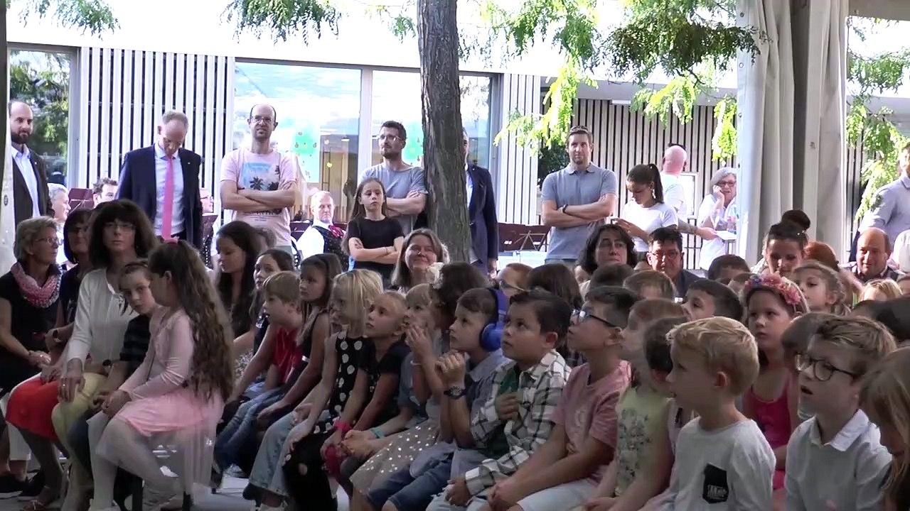 Feierliche Eröffnung der VS Spillern