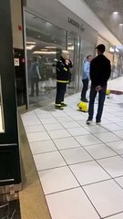 Princípio de incêndio em shopping de Florianópolis movimenta bombeiros